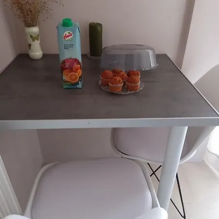 Apartamento Cozy Seaside Penthouse With Sea & Mountain View. *